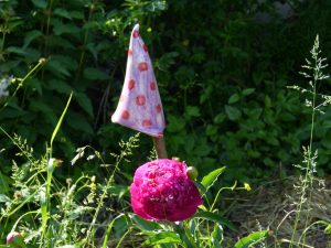 Insektenhotel Nützlingsunterkunft Keramik Gartenkeramik